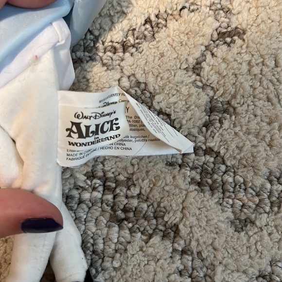 Alice in Wonderland Plush - Picture 5 of 7